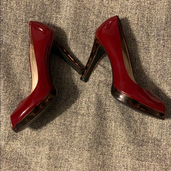 Jessica Simpson Heels - Picture 2 of 3